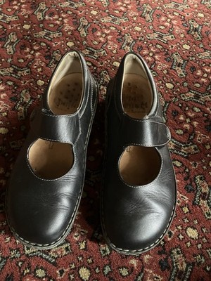 Finn Comfort 38 Black Leather Mary Jane Easy Strap Flats