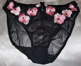 Vintage Felina Bikini Panties w Floral Embroidery Sheer Netted Black M 36