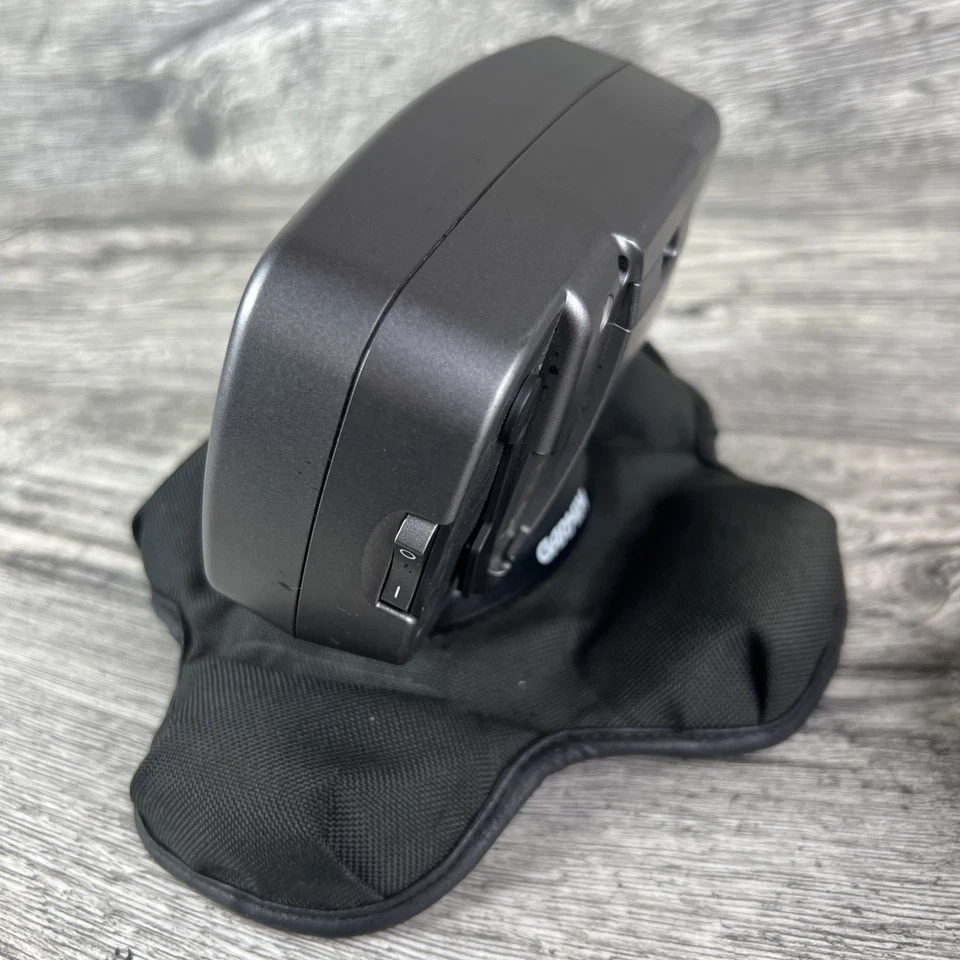 Garmin StreetPilot 2720 GPS Navigator Untested Mount Cables & Manual Bundle - Image 3 of 4