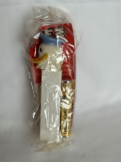 PEZ Vintage Donald Duck In Cello No Feet USA
