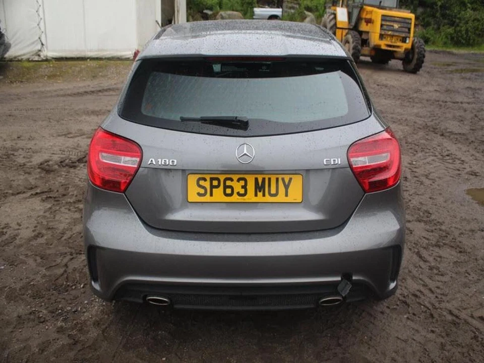 MERCEDES-BENZ A180 AZUL-CY AMG SPORT CDI BUJE COJINETE RUEDA LADO IZQUIERDO TRASERO Foto 3 de 4