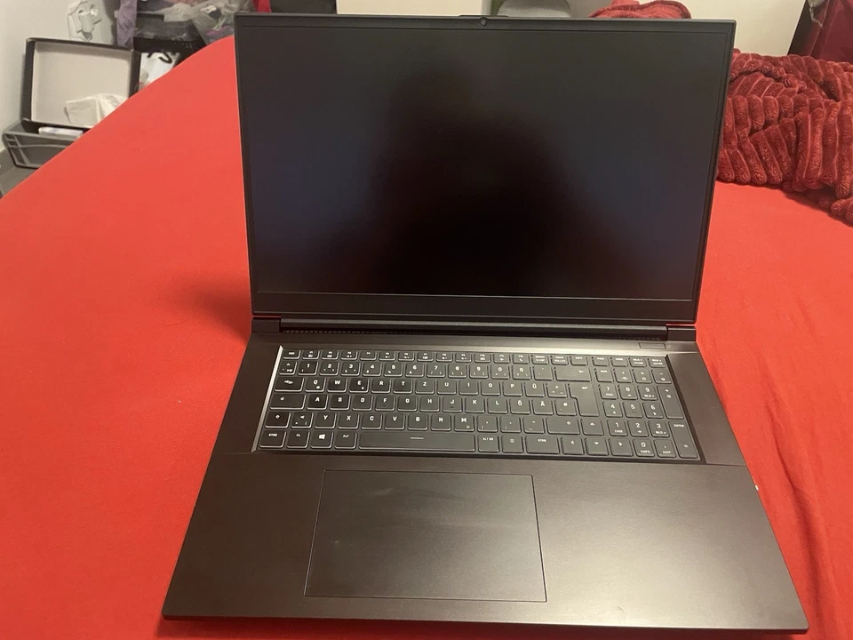 Gaming Laptop XMG Focus 17 - Bild 2 von 4