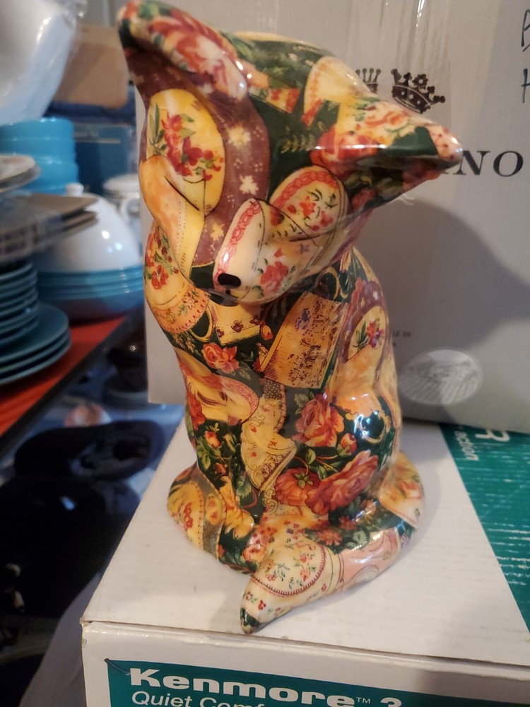 Vintage Patchwork Floral Flower Pattern Sitting Cat Figurine