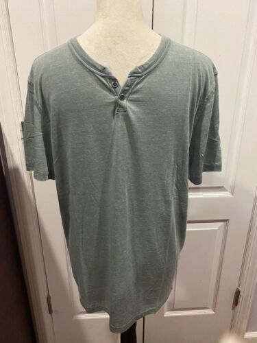 Lucky Brand Venice XL Burnout T Shirt Men V Neck Short Sleeve Light Olive