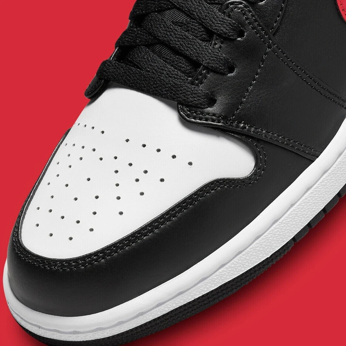 NEW Air Jordan 1 Low (GS) Size 4.5Y Black/Fire Red-White NEW Air Jordan 1 Low (GS) Size 4.5Y Black/Fire Red-White