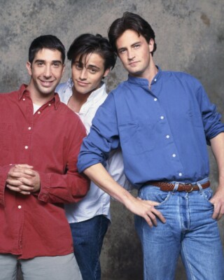 DAVID SCHWIMMER MATT LEBLANC MATTHEW PERRY 8x10 PHOTO