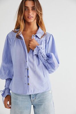 Free People Kiss Kiss Bluse Langarm Knopfleiste Flieder Blau Größe M Neu mit Etikett UVP 98 $