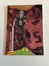 2022 Panini Illusions Drake London Trophy Collection Pink RC 131/399 #6 Falcons