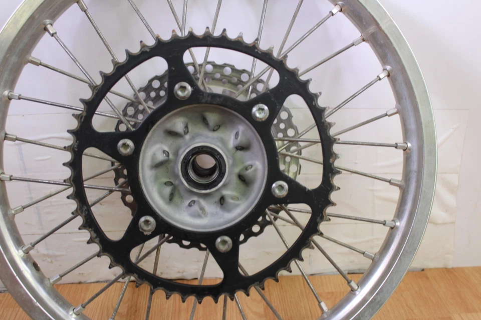 Conjunto de rueda trasera Honda CRF250R 2008 con eje, cadena y piñón Foto 4 de 4