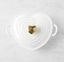 Le Creuset Enameled Cast Iron Shallow Heart Oven, 1 1/4-Qt - FULL COLOR