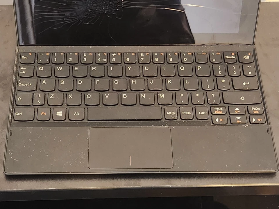 Lenovo Miix 3 1030- Intel Atom - 64GB SSD - 4GB RAM - Damaged - Free P&P - Image 3 of 4