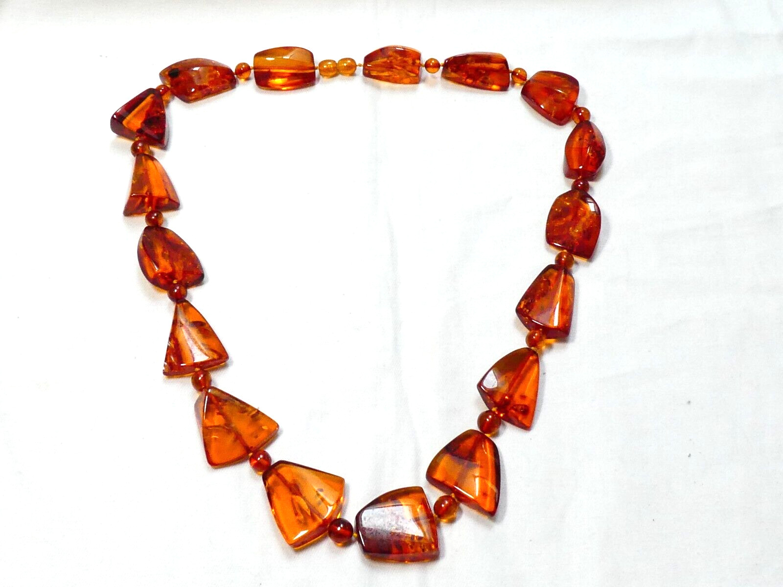 Beautiful Reconstituted Triangular Mixed Shape Ro… - image 6