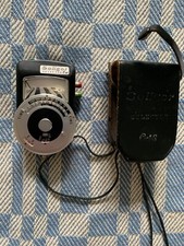 VINTAGE SOLIGOR SELECTOR CDS LIGHT METER WITH ORIGINAL LEATHER CASE.