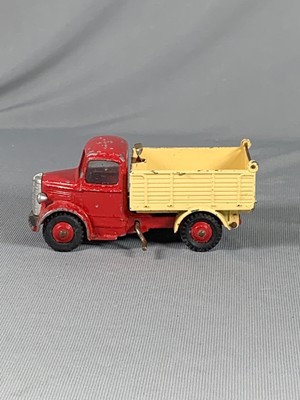 dinky toys bedford tipper truck