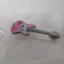 Mark Hoppus - Pink Bass Pin Badge (Blink 182 / +44)