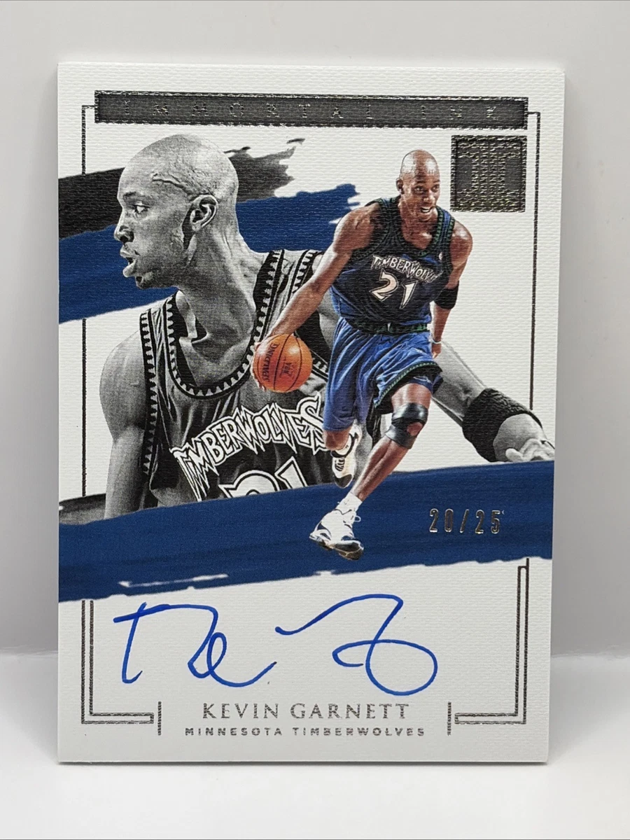 Kevin Garnett Basketball Autographed Sports Trading Cards