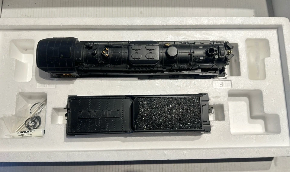 Lionel O Scale 6-38076 Chesapeake & Ohio 2-8-4 Berkshire Steam Locomotive #2699 - Image 3 of 4