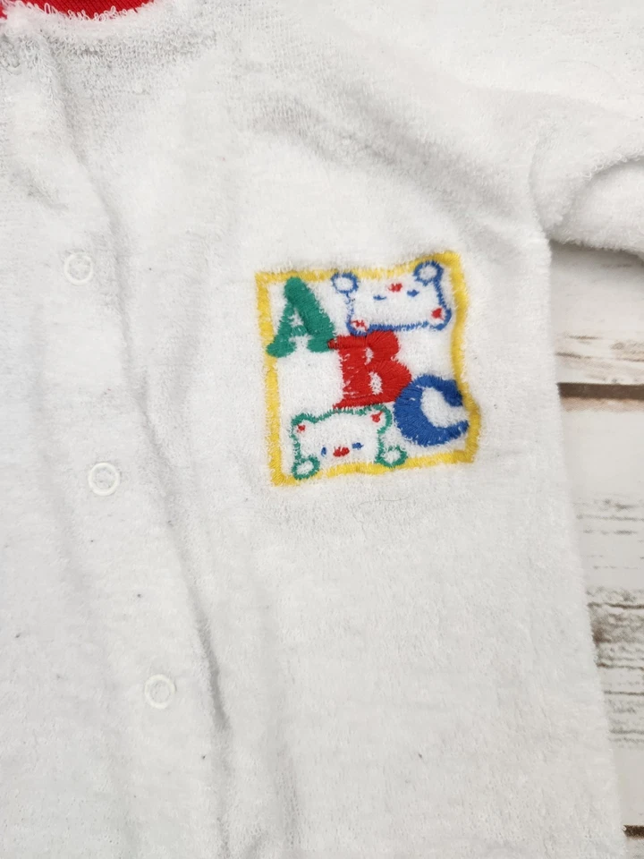 Parche de oso Gerber vintage para dormir bebé - ABC, blanco y rojo - 0-3 meses Foto 2 de 3