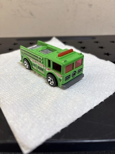 Vintage 1976 Mattel Hot Wheels Green Fire Eater 1:64 Diecast Toy Vehicle