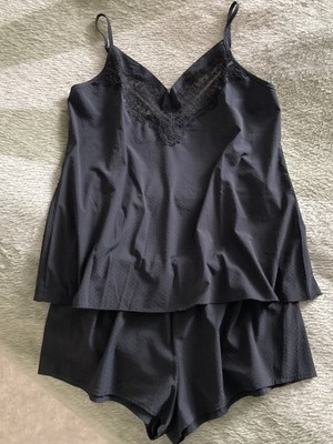 Shorty Damen, Schwarz, Gr. M, ungetragen