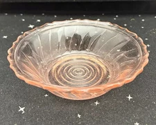 VTG Jeannette Glass Co. Petal Swirl Pink Cereal Bowl 5"Round