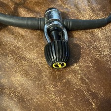 Aqua Lung conshelf 14 XIV scuba 1st Stage regulator With Farallon 4000 Gauge