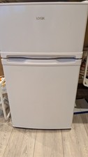 Logik Undercounter LUC5OW23  Fridge and Freezer reezer