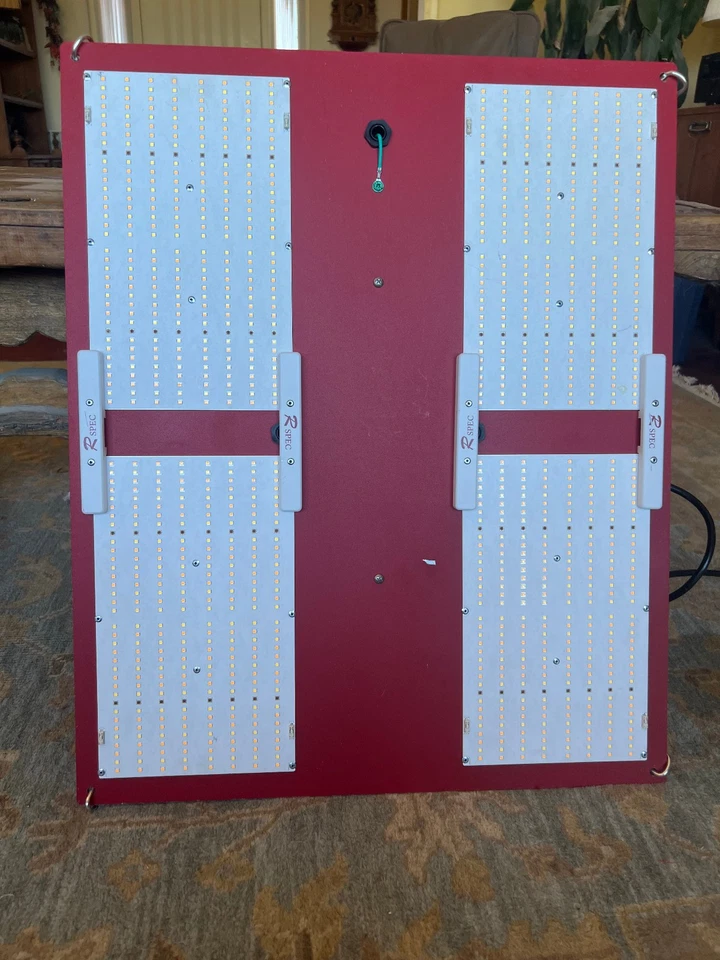 HLG 600 Rspec | Horticulture Lighting Group LED Grow Light | BLOOM/VEG | 120v - Image 4 of 4