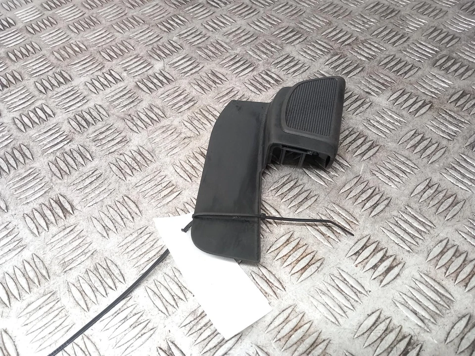 Ford Focus Mk3 Right Front Door Tweeter Speaker W/Trim BM5118C862A 2011 12 13 14 - Image 4 of 4