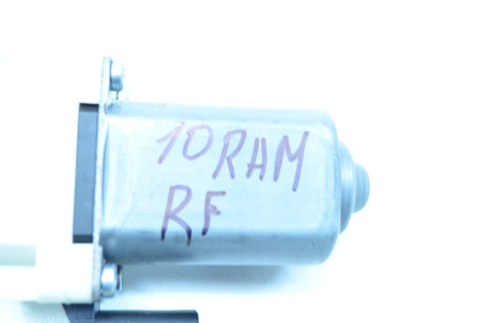 2009-2012 DODGE RAM 2500 FRONT RIGHT PASSENGER WINDOW REGULATOR MOTOR OEM - Image 3 of 4