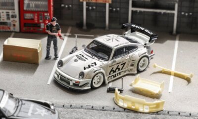 PORSCHE RWB 930 GT Wing + Figure & Kit - white - Star Models 1:64