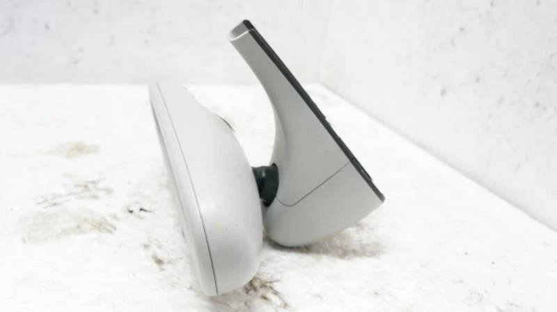 2015 Audi Q3 Interior Rear View Mirror 8V0857511B4PK OEM - Image 3 of 4