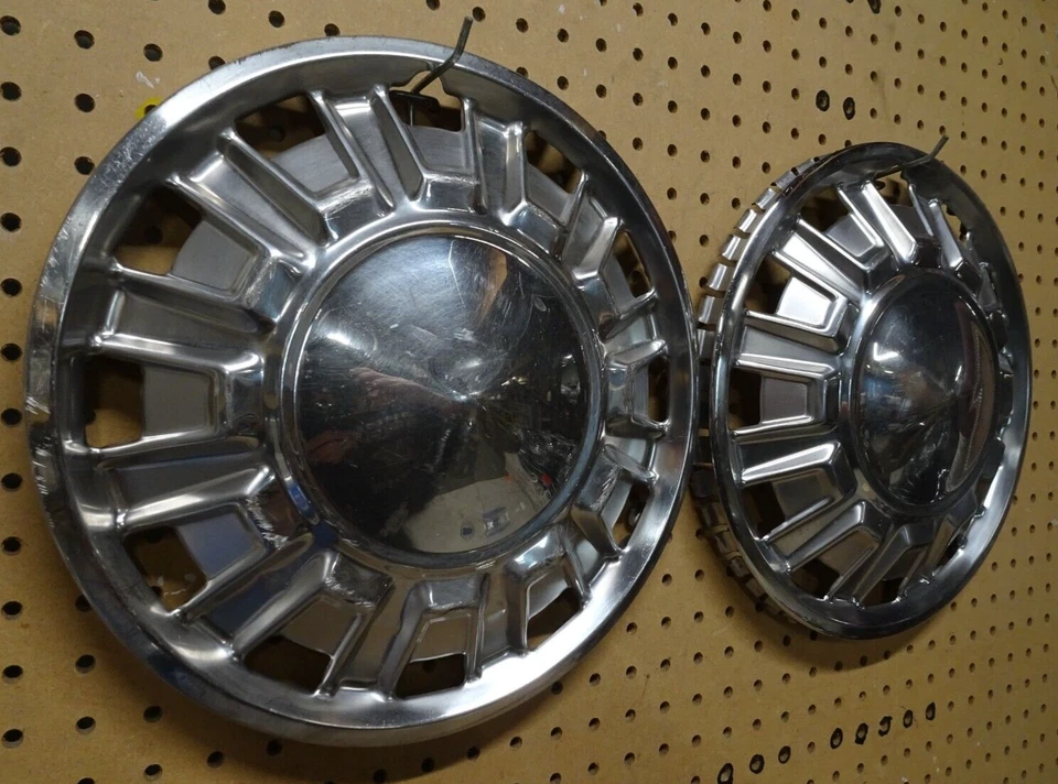 (2) TOYOTA CORONA MARK II 1970-1972 TAPACUBOS/CUBIERTA RUEDA P/T 42621-22021-86 Foto 4 de 4