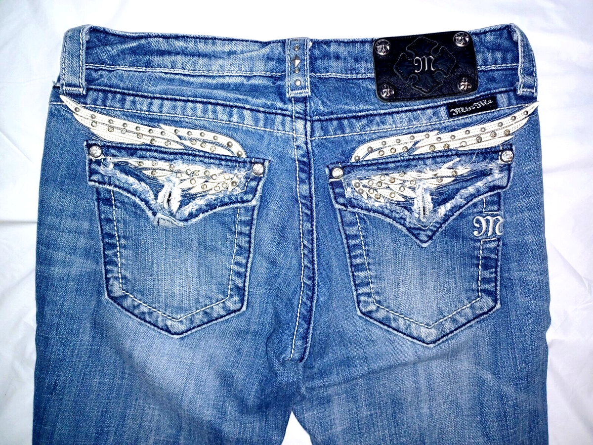 新品　miss me デニム　ジーンズ　28インチ Miss Me Women's 6 (28) X 34 Distressed Boot Angel Wings Bootcut