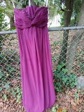 David's Bridal Beaded Size 10 Sleeveless Floor-Length Formal Gown Burgundy
