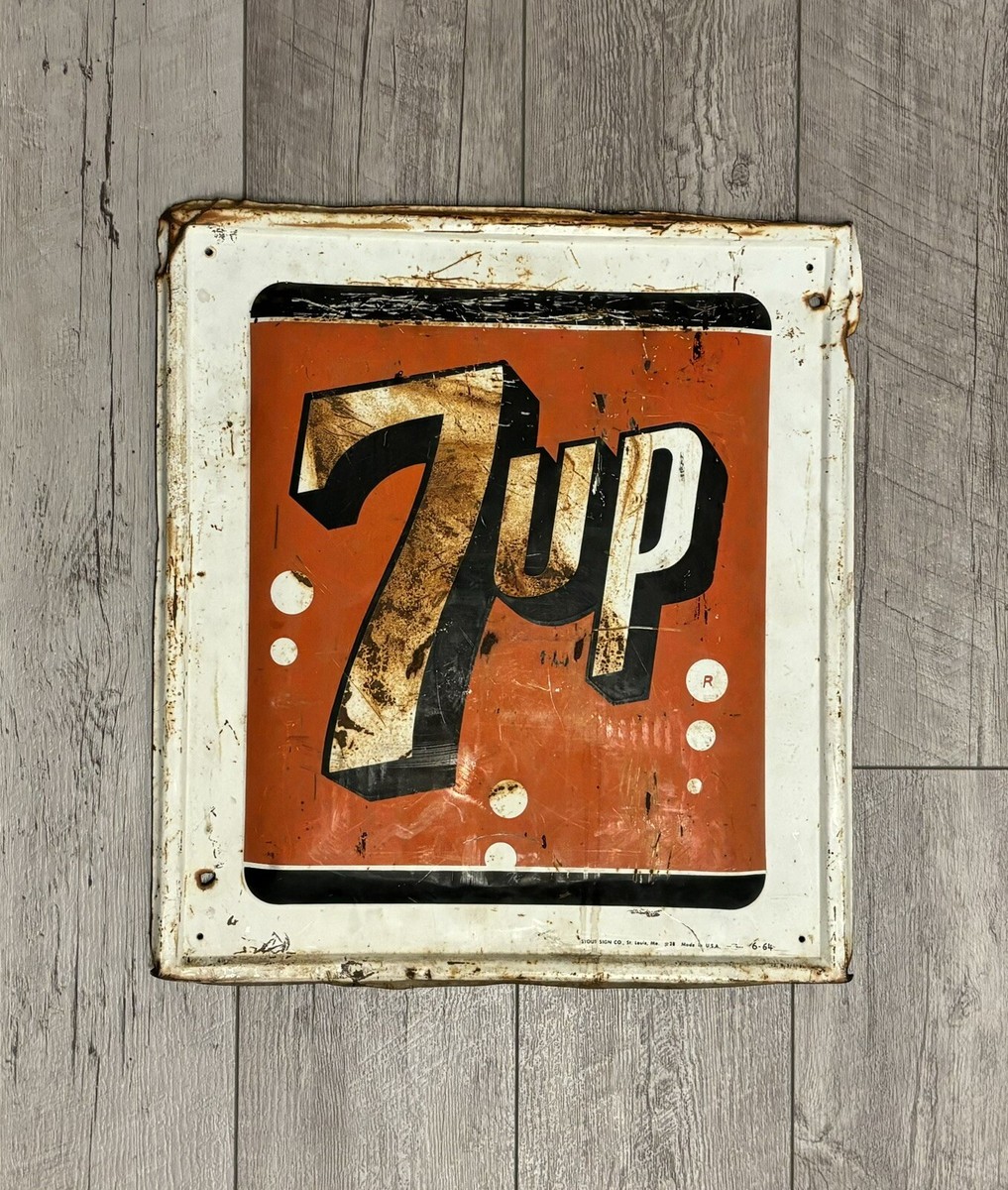 レア！　1952年　セブンアップ　エンボス　看板　7up StoutSign 7 UP Embossed Metal Sign 7up Soda Pop Vintage Steel 1960s