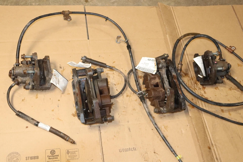 2013-2016 FORD EXPLORER PINÇA DE FREIO DIANTEIRA TRASEIRA ESQUERDA E DIREITA CONJUNTO DE 4 FABRICANTE DE EQUIPAMENTO ORIGINAL - Imagem 2 de 4