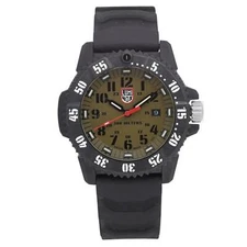 Luminox Master Carbon Seal 46mm Green Dial Mens Divers Quartz Watch XS.3813