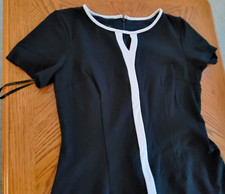 TALBOTS PONTE KNIT DRESS-SIZE 6-BLACK-IVORY TRIM-BACK ZIP & SLIT-SHORT SLEEVES