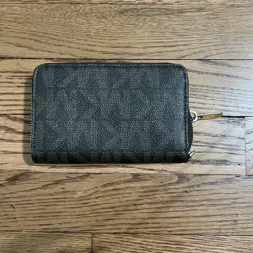 Dunkelbraune Michael Kors Geldbörse Leder mit goldenem Emblem Neu - Bild 2 von 4