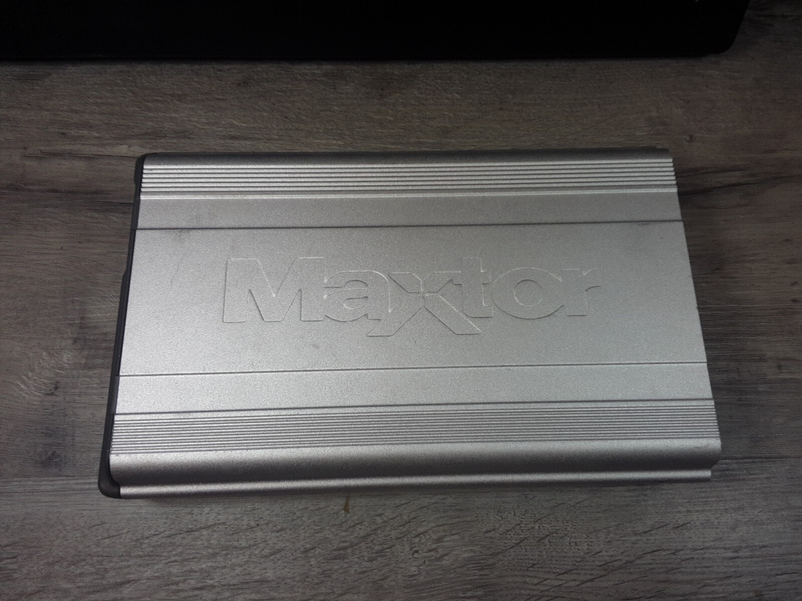 External Hard Drive Enclosure. No Disc. Maxtor OneTouch II-image