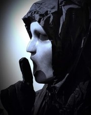 Ghostface Costume Robe Gloves Killer Brandon James MTV Scream Jason Myers Chucky