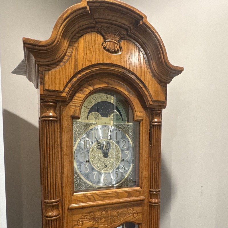 Howard Miller Lyndhurst 610-701 Grandfather Clock