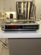 1980s GE 7-4634B Digital Alarm Clock AM/FM Radio 120V Electric Battery Back Up