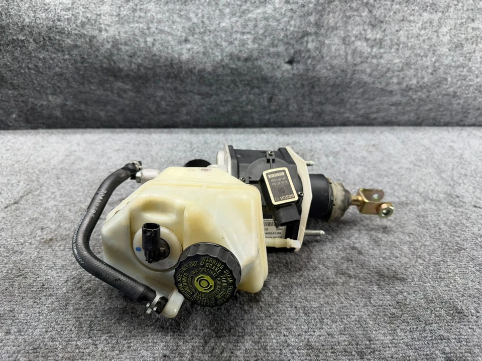 MERCEDES W219 CLS55 CLS63 E55 AMG REFUERZO DE FRENO CILINDRO MAESTRO DEPÓSITO OEM Foto 3 de 4