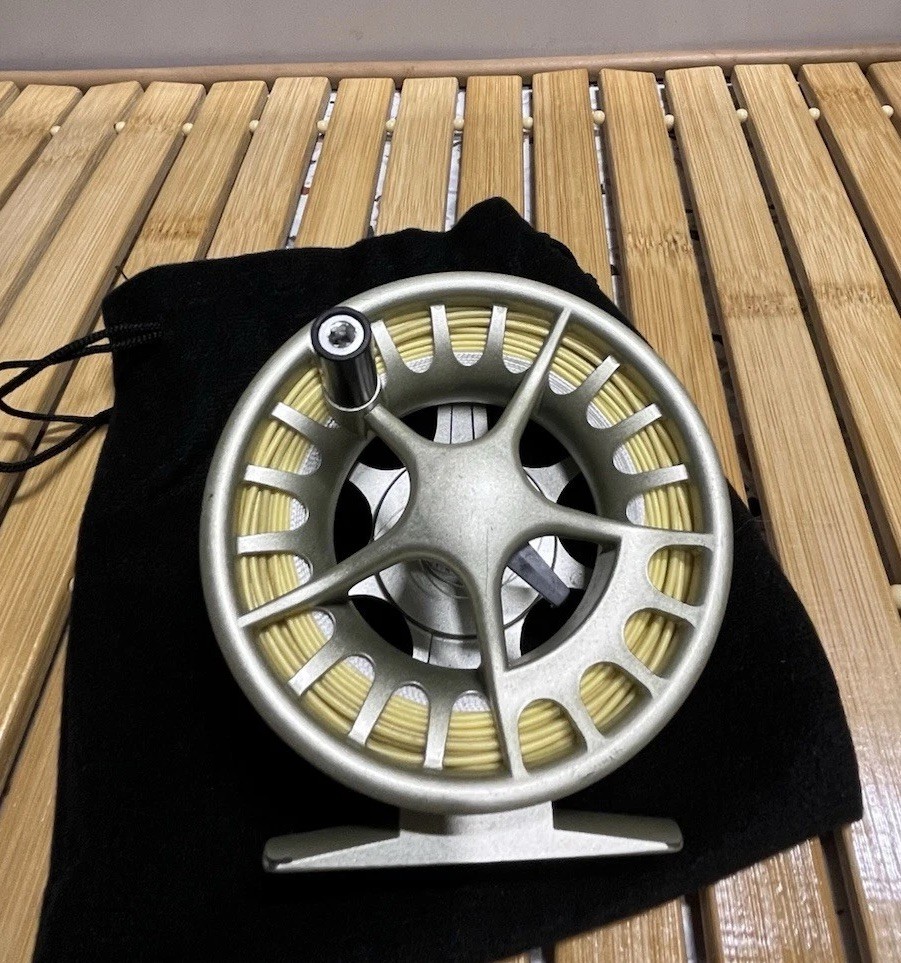 LAMSON LIQUID FLY Fishing Reel