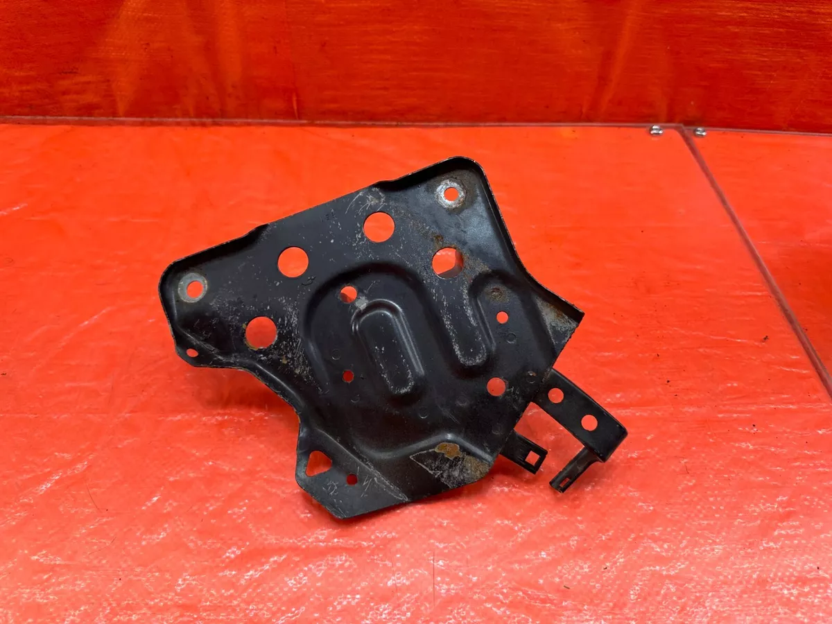 02 06 ACURA RSX FACTORY BATTERY TIE DOWN TRAY BRACKET OEM OE