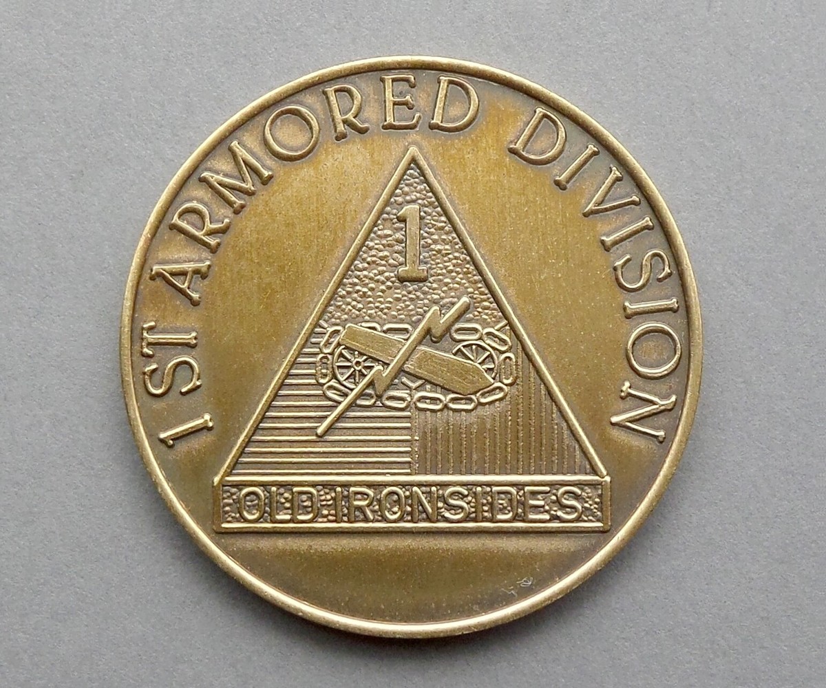 旧貨幣 メダル 鷲デザイン ARMORED DIVISION Antique Medal. 1 st Armored Division. Old Ironsides. numbered 1699