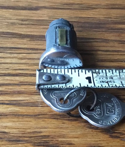1930s 1940s GM SPARE TIRE LOCK CYL w/BRIGGS KEYS vtg NOS car pickup - Picture 9 of 9