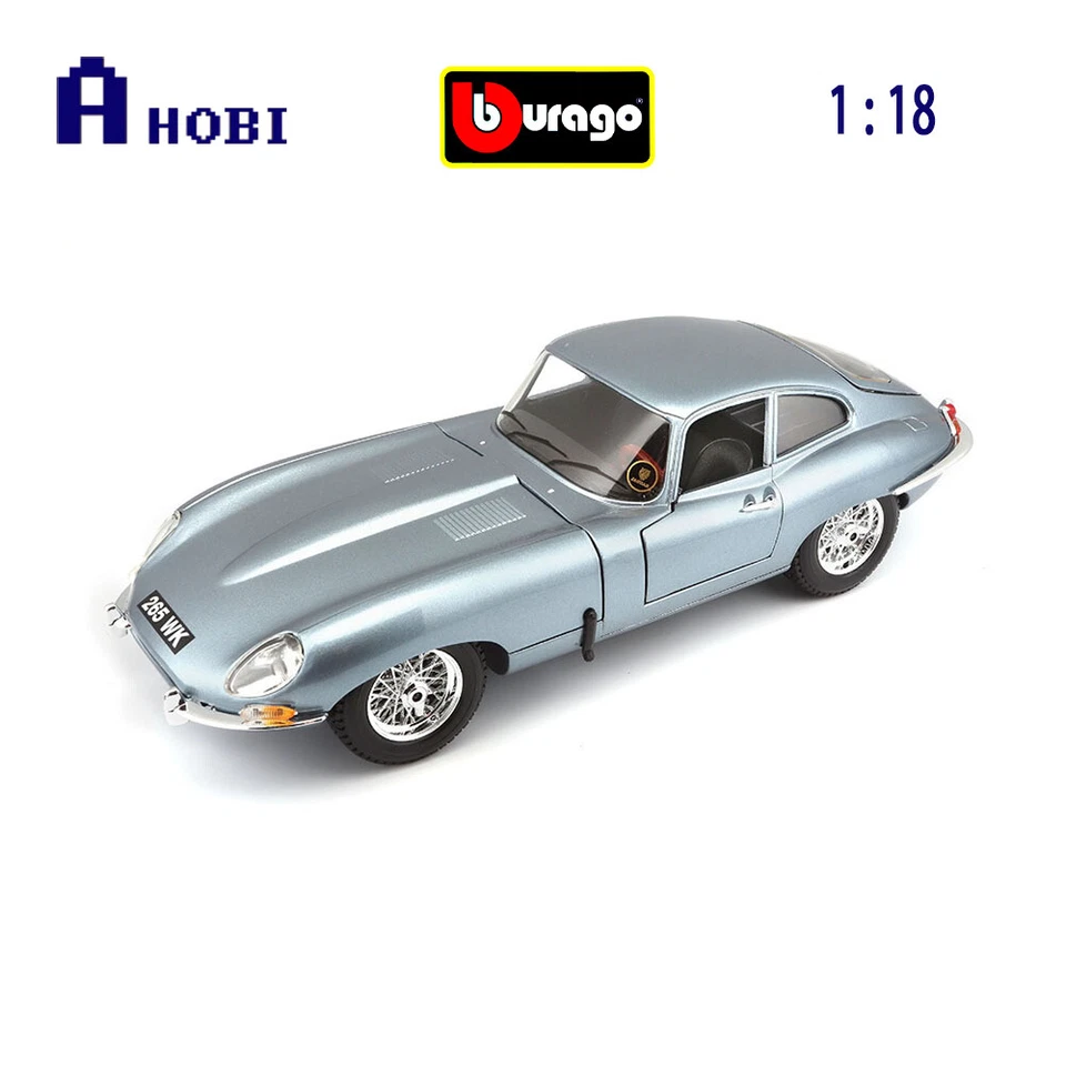 Bburago 1:18 Scale 1963 Jaguar E-Type Coupe Diecast Model Car Silver
